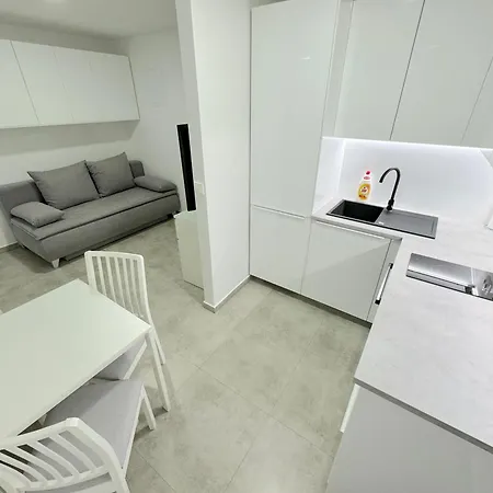 Krasny - 2 V Blizkosti Centra Apartment