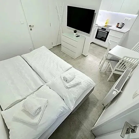 Apartmán Krasny - 2 V Blizkosti Centra *