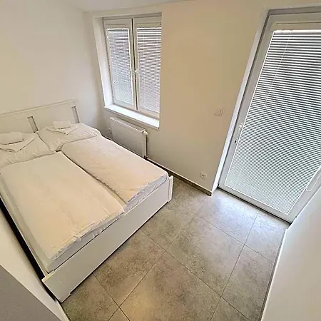 Krasny - 2 V Blizkosti Centra Apartmán Bratislava