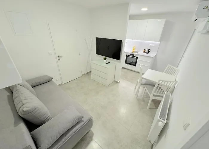 Apartament Krasny - 2 V Blizkosti Centra *