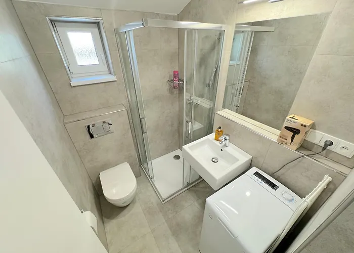 Appartement Krasny - 2 V Blizkosti Centra Bratislava